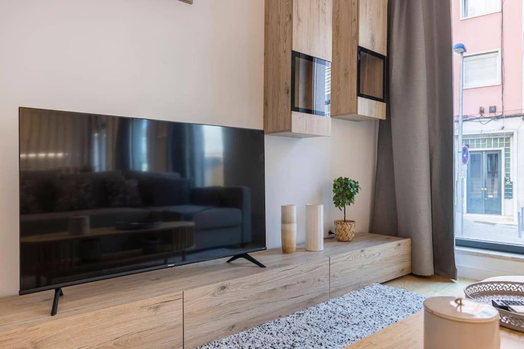 Campolide Lovely 2 Bedroom By Innkeeper Lisboa Exterior foto