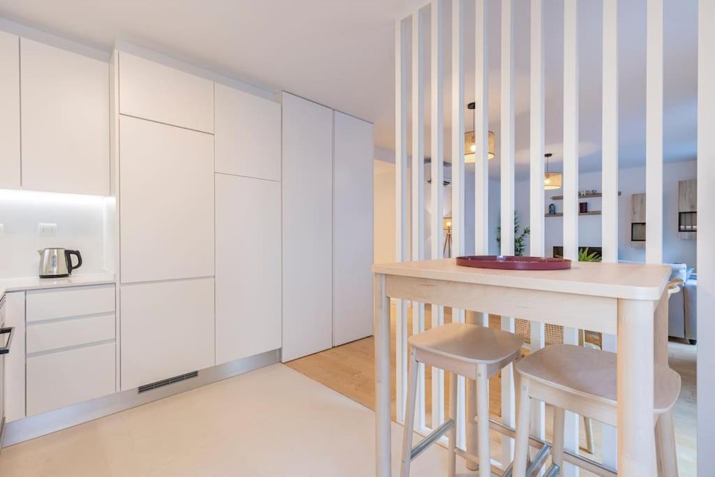 Campolide Lovely 2 Bedroom By Innkeeper Lisboa Exterior foto